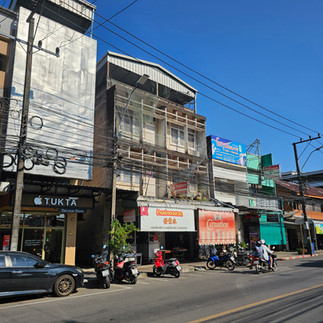 ลิฟต์บันไดรางตรง Acorn 130 ติดตั้งบ้าน 3 ชั้น ชุมพร