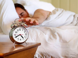 Creating a morning routine is essential to helping you stay more productive and focused throughout the day.