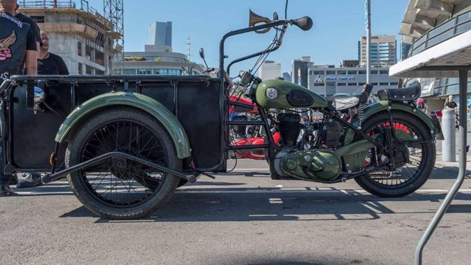 BSA תלת עם ארגז קדימה