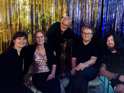 Hallo! Wir sind entotic 