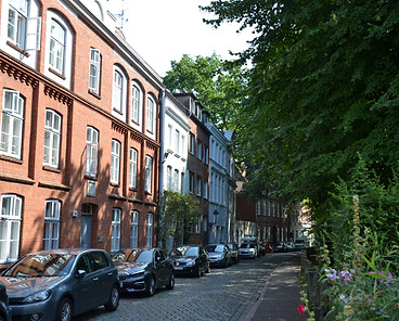 087b_LUEB.JPG