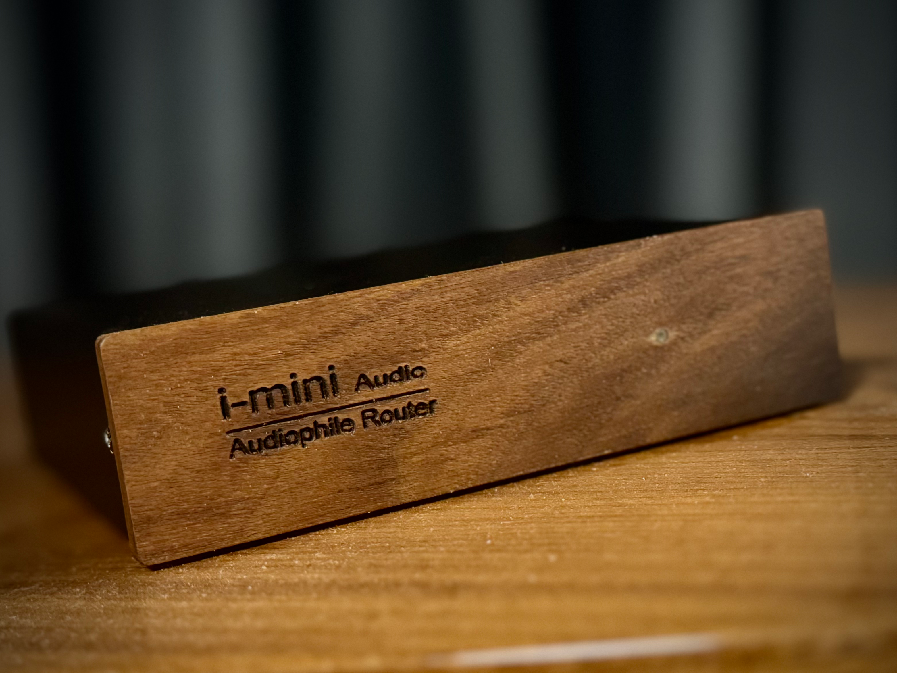 i-mini R7 Audiophile Router