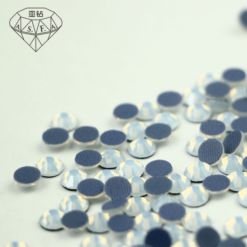 Küçük resim: ASFA 165 White Opal