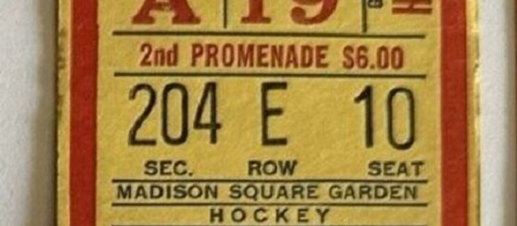 0680----1968 Black Hawks @ NY Rangers Hull goal + 2 - best NHL season
