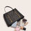 縮圖：Minimalist Textured Tote Bag