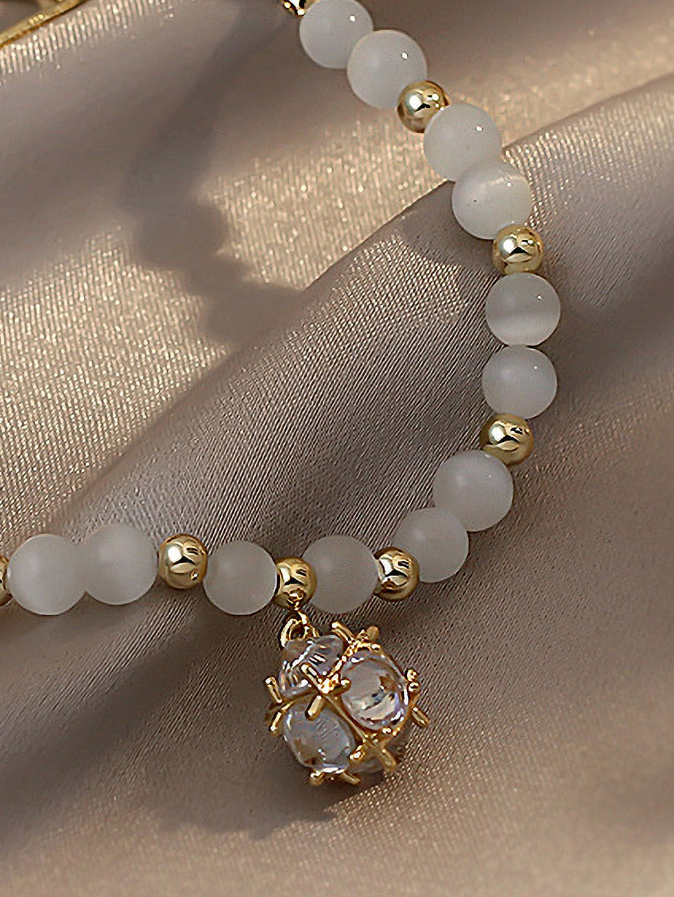 Hình thu nhỏ: Opal Beaded Bracelet