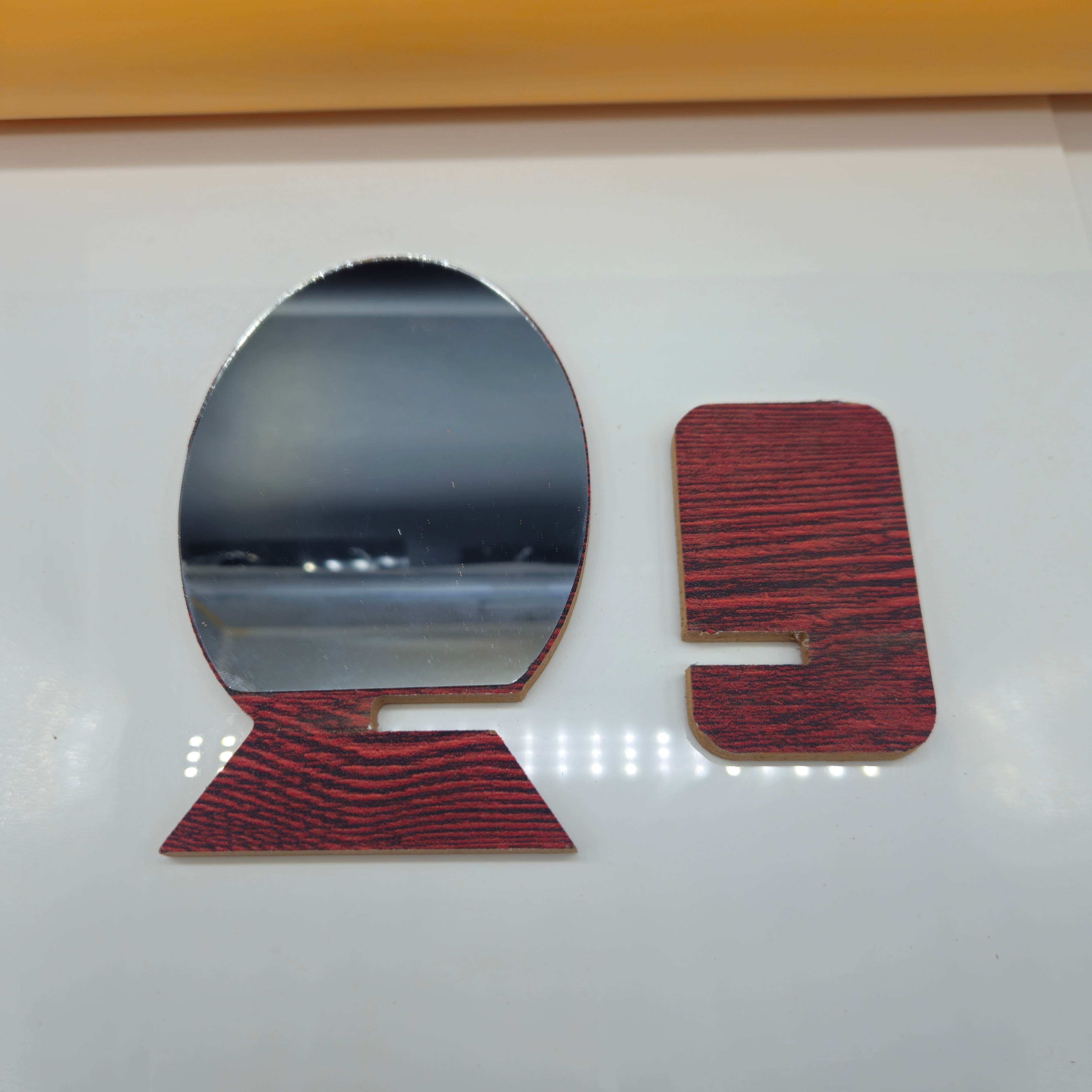 MIRROR