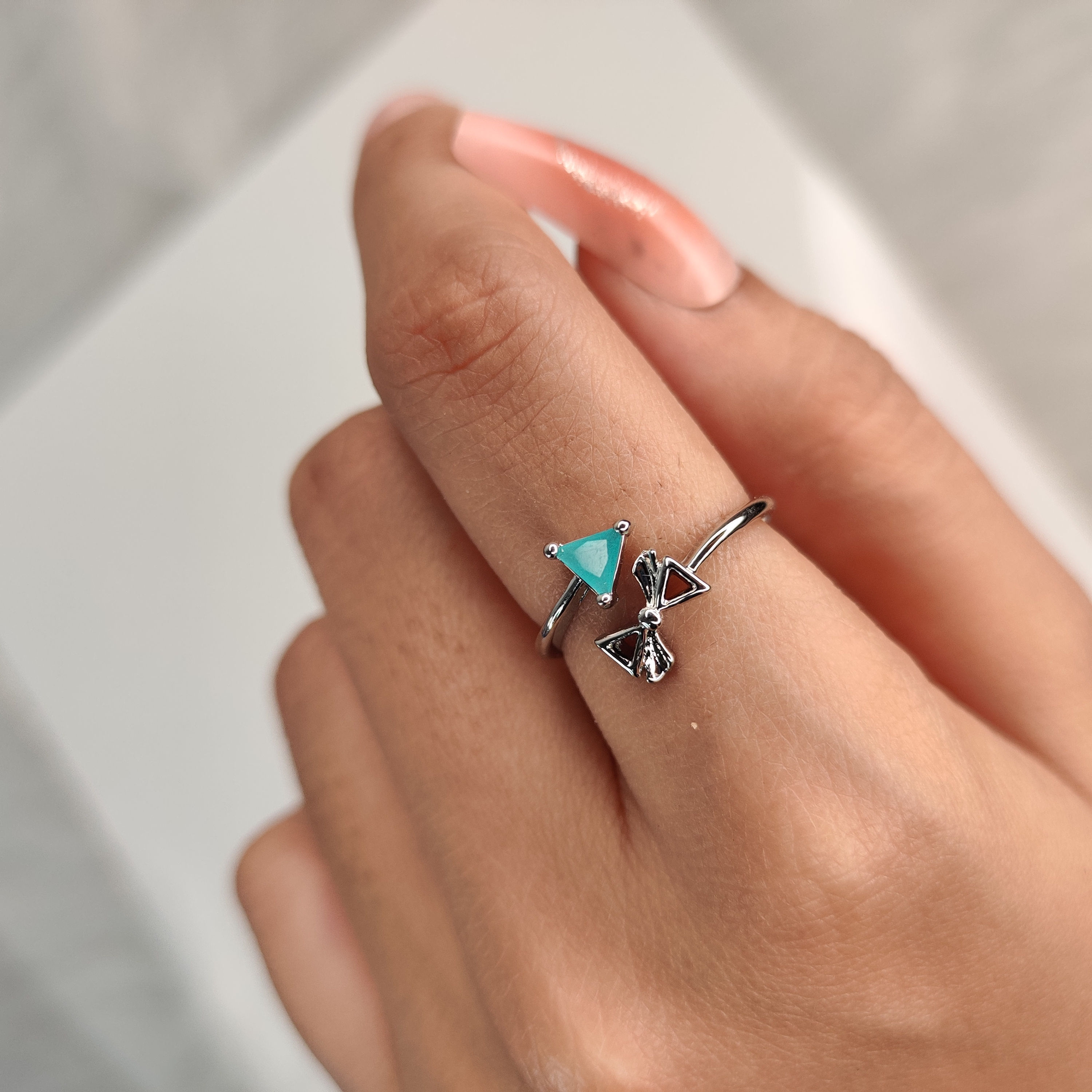 Crystal Bow Ring (Green)