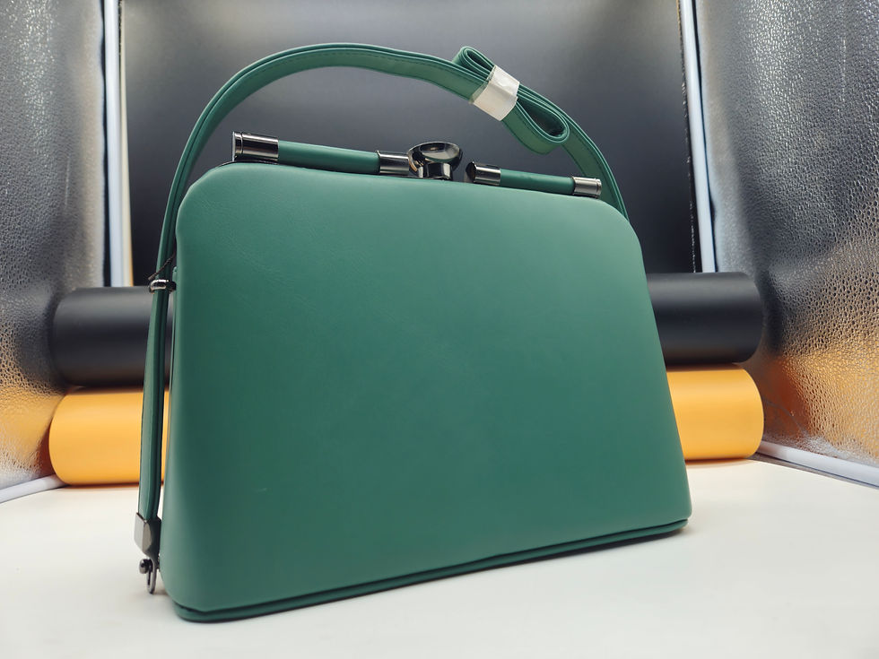Thumbnail: BAG