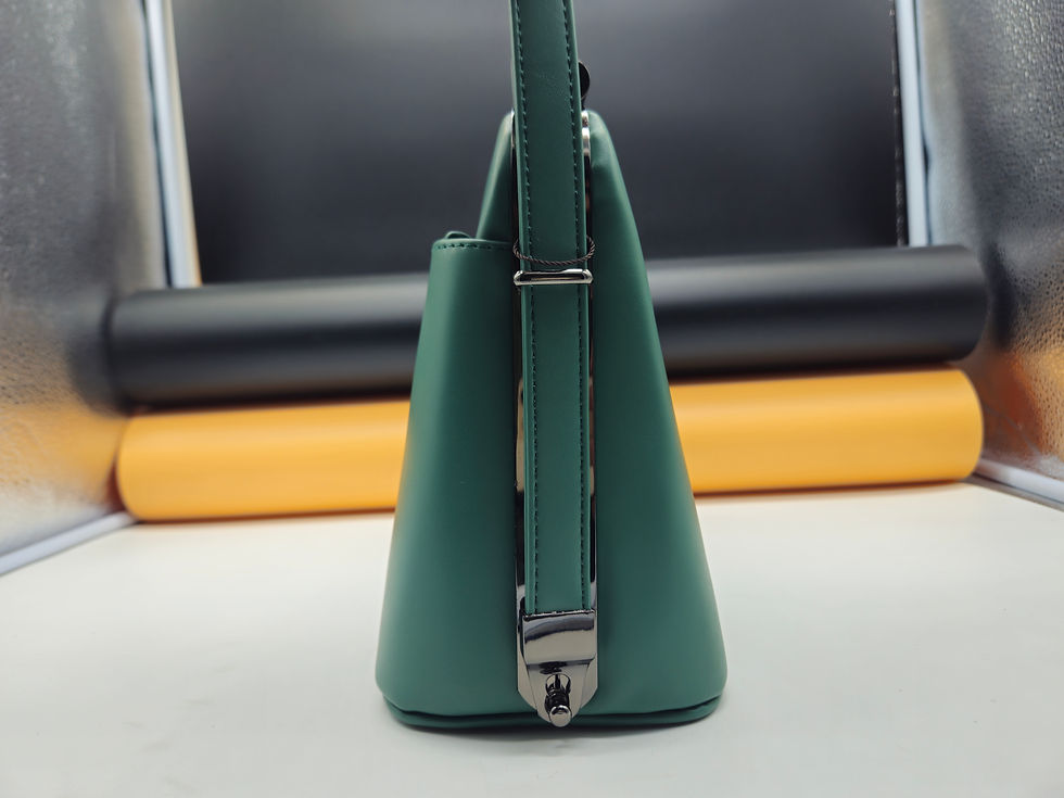 Thumbnail: BAG