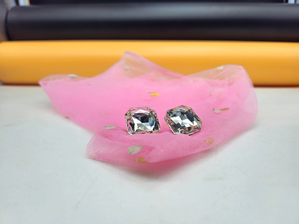 Thumbnail: earrings