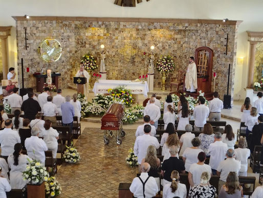 Puerto Vallarta se une al duelo por Don Enrique Carothers