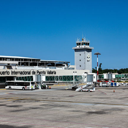 Sufre Aeropuerto de Vallarta otra caída de dos dígitos en pasajeros en septiembre; el clima afectó vuelos nacionales