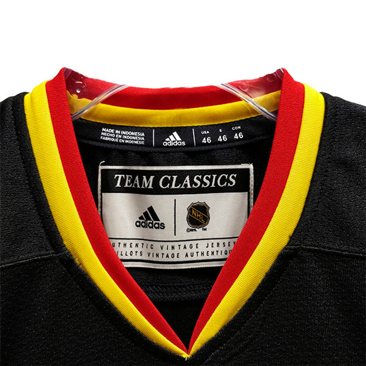 Men's Vancouver Canucks Flying Skate Team Classics adidas ...