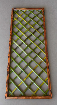 Treillage pour grimpante sur cadre bois en bambou origine France