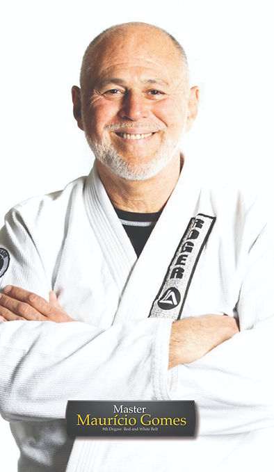 Mauricio Gomes_edited.jpg