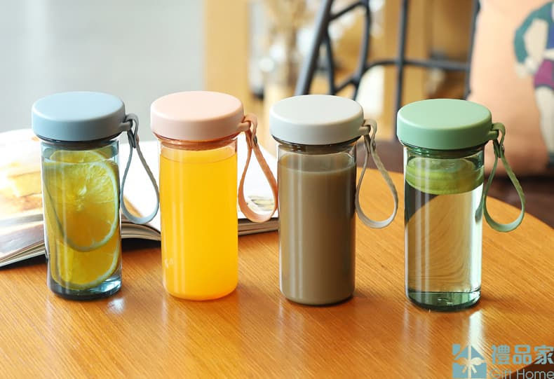 Thumbnail: 簡約戶外水杯