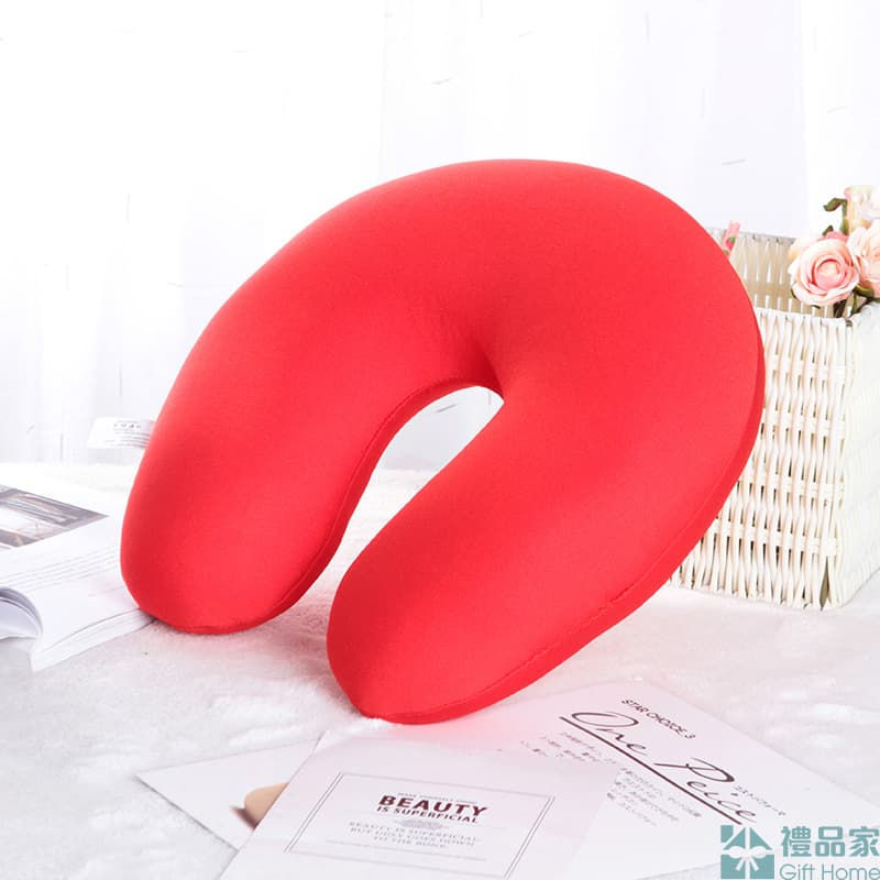 Thumbnail: 簡約旅行U型枕