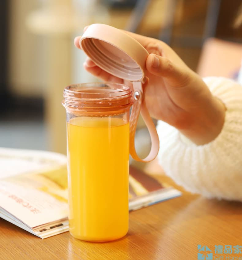 Thumbnail: 簡約戶外水杯