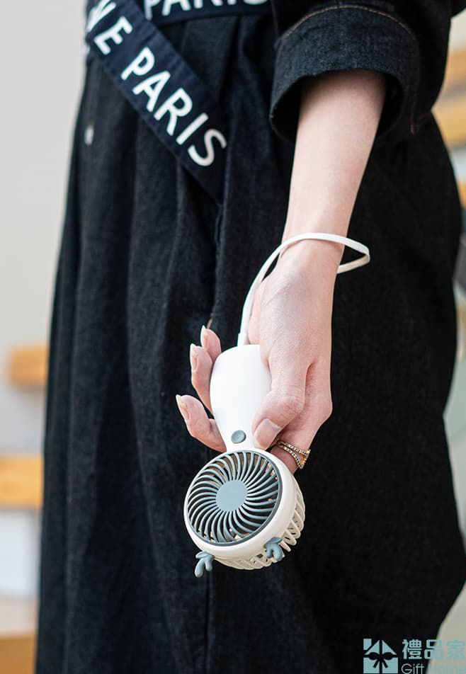 Thumbnail: 可愛卡通小風扇