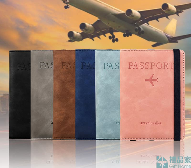 Thumbnail: 多功能皮革護照包