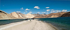 Leh & Ladakh-tourpackages