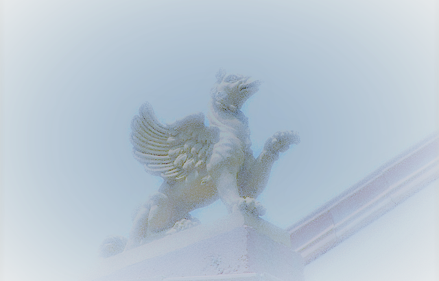 詩『γρύψ(グリュプス)』