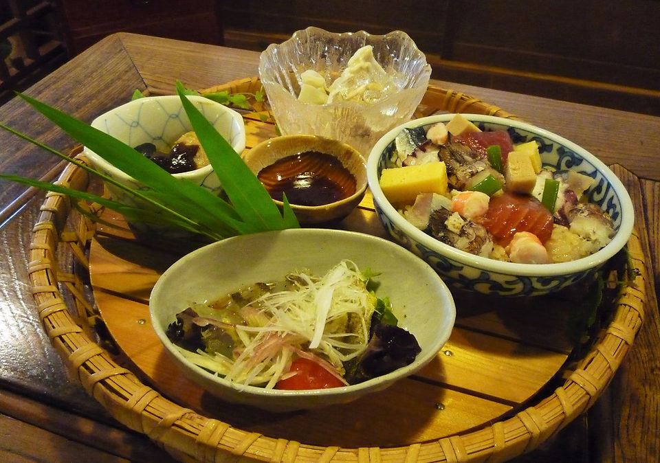 海老丸で昼食