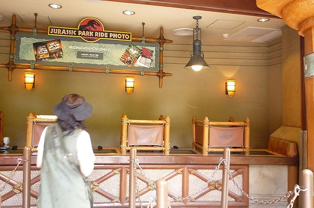 ジュラシックパークの写真会計コーナー