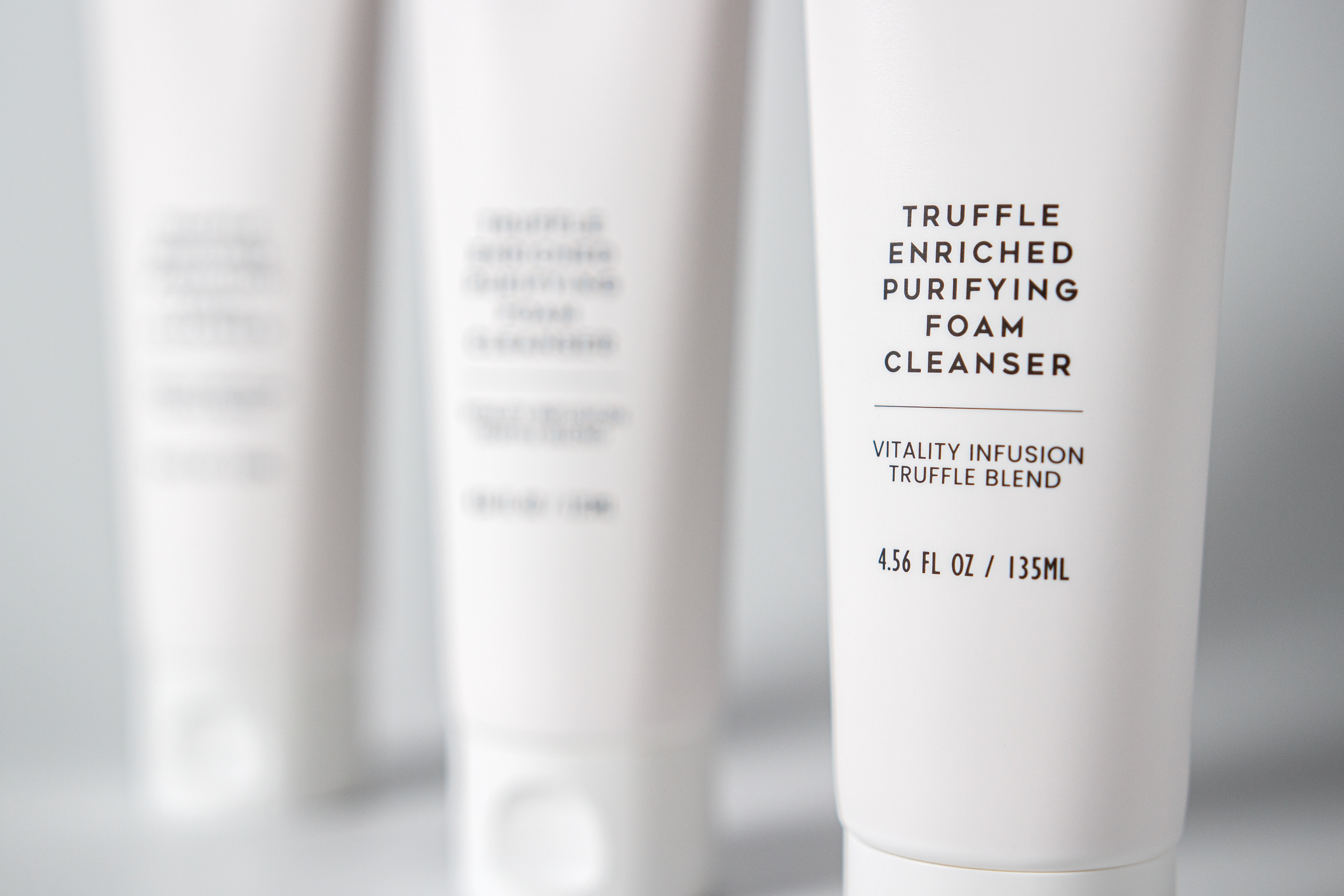 Nouveau Anima White Truffle Purifying Foam Cleanser
