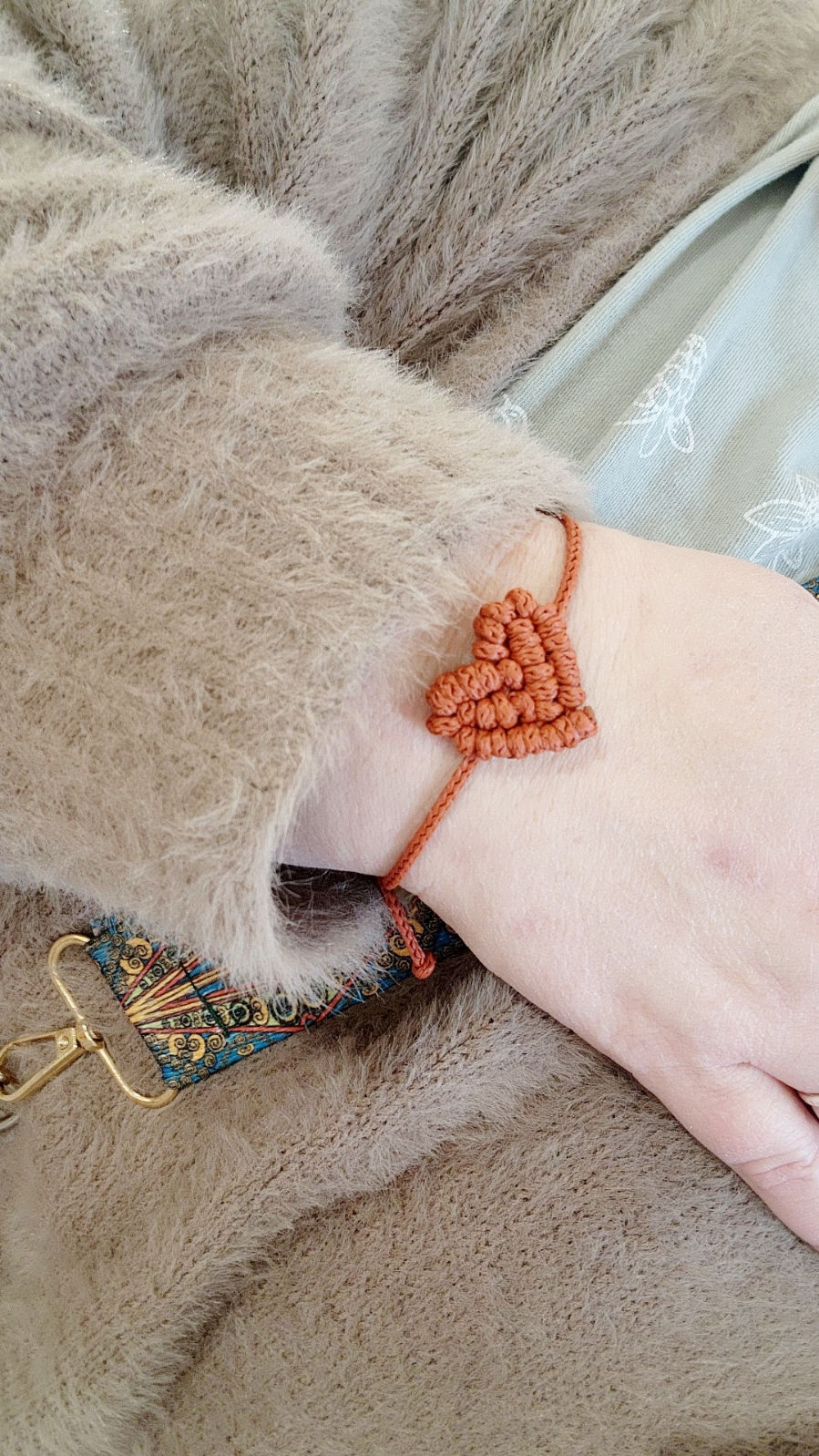 Thumbnail: Macrame Heart Bracelet