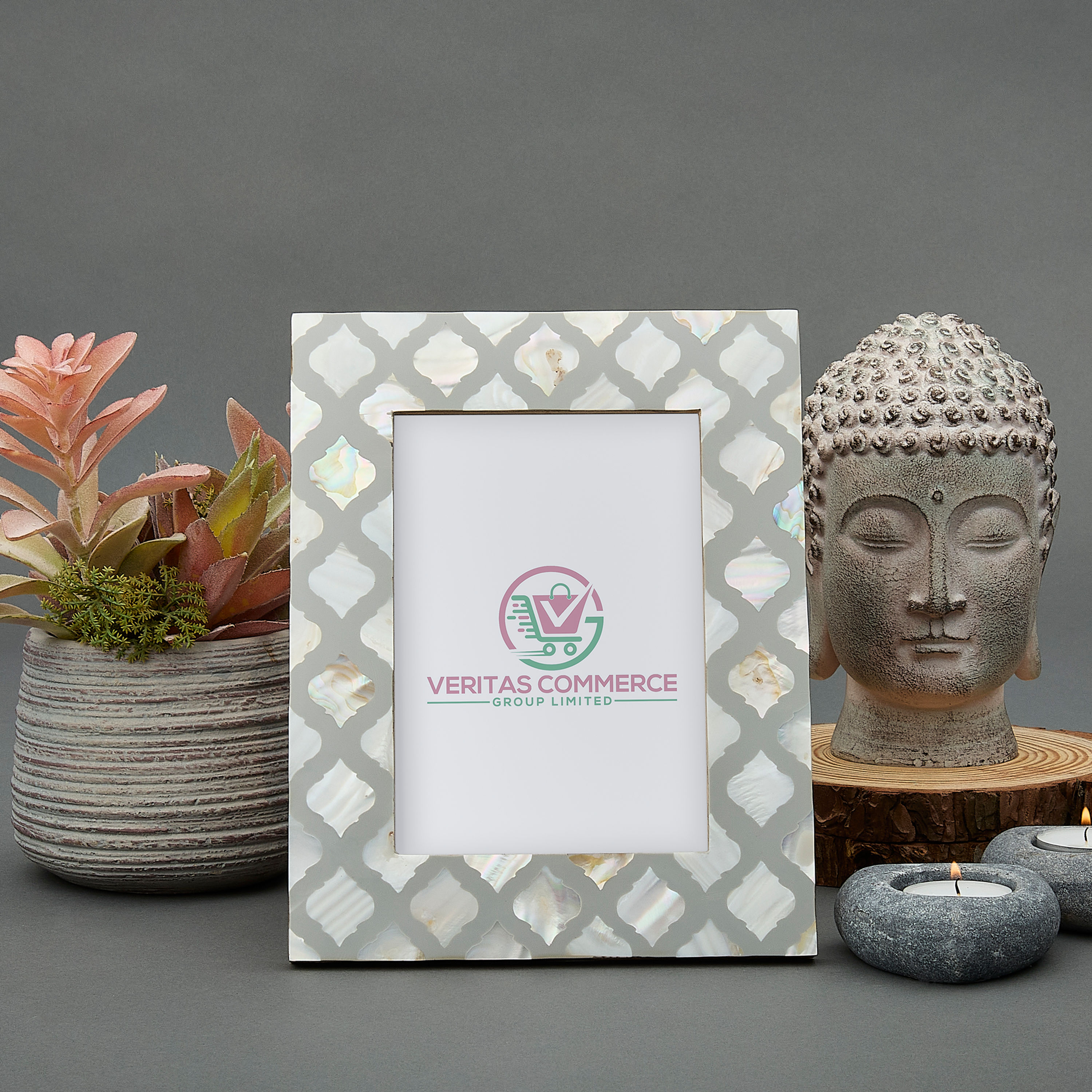 Mother of Pearl Photo Frame in Grey & White Design