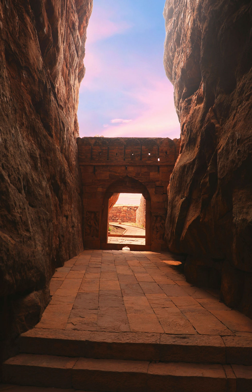 "Feel the Sacred Call" online with Raman