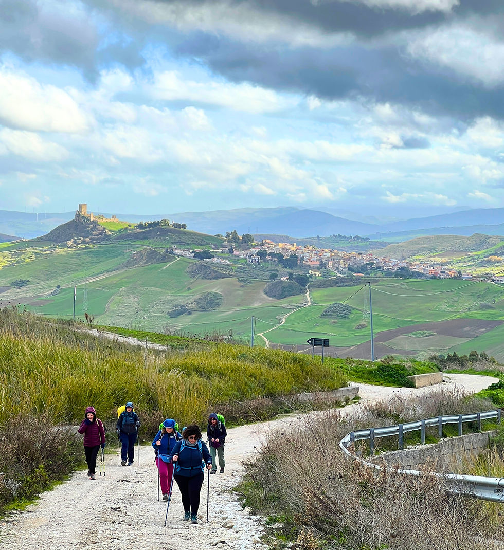 Crocevia di Trazzere: quando il cammino diventa specchio di sé e del mondo