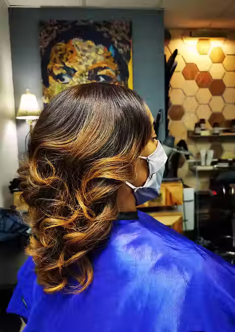 Bayalage hair color on woman