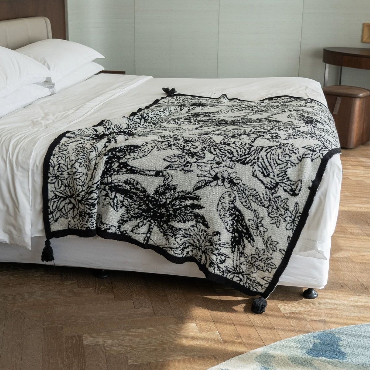 Knitted Blanket Black and White Sofa Living Room Casual Nap Covered Blanket Hote