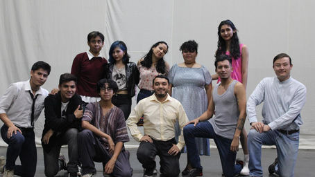 “Solo por Amor : Existen mil maneras de sentir”. Fredy Vivanco  