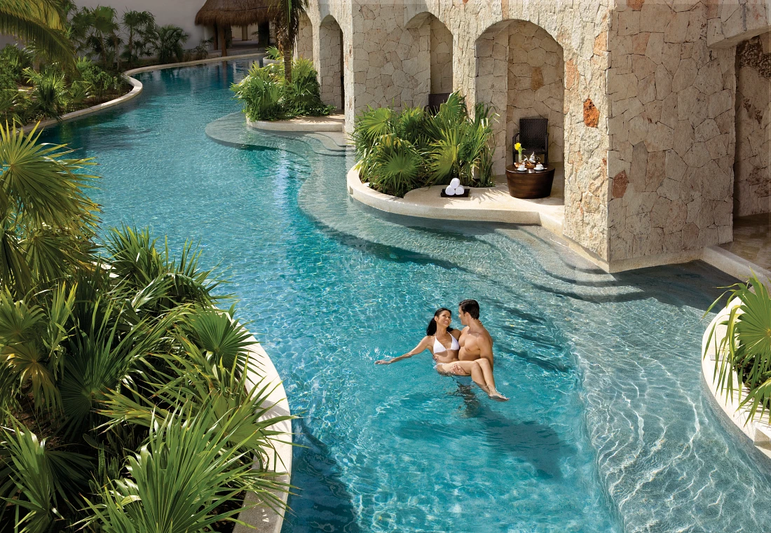 SEMRC-EXT-Couple-Swimouts-2-CB.webp_q=80.webp