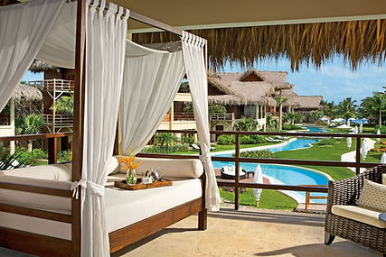 ZOAPC-P0014-Romantic-Junior-Suite-Pool-View.16x9.jpg_imwidth=1280.jpg