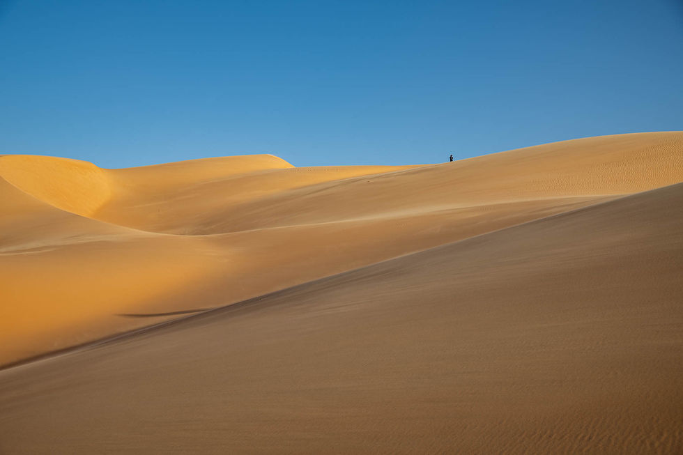 Le sinuose curve di Azoueiga