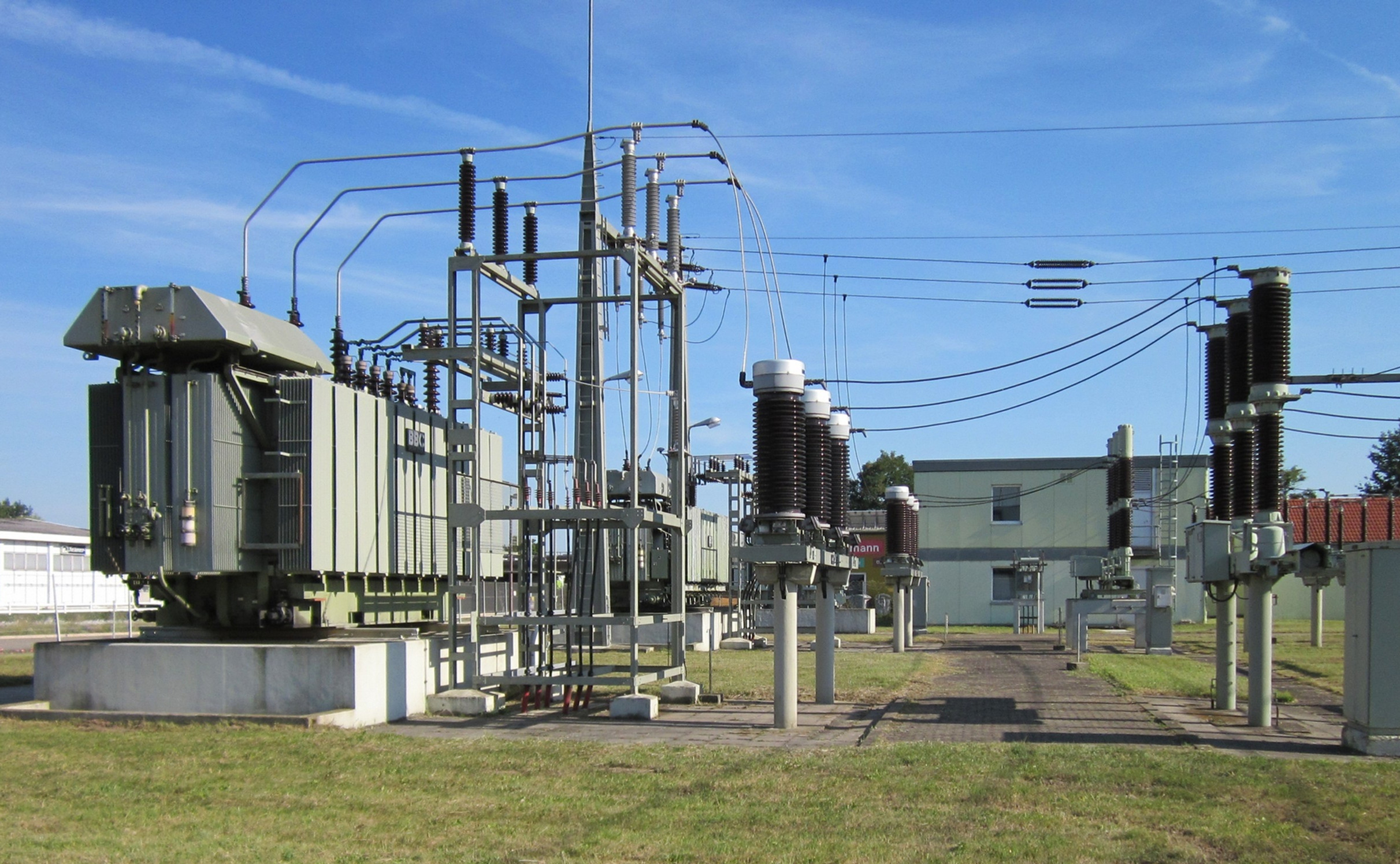 A representative from Clearway Energy acknowledges that the company's subsidiary has filed a lawsuit against Linn County for putting a moratorium on its transmission line that will go to an Evergy substation similar to the one above. However, the company is offering the county $850,000 to drop the moratorium. (Wix file photo)