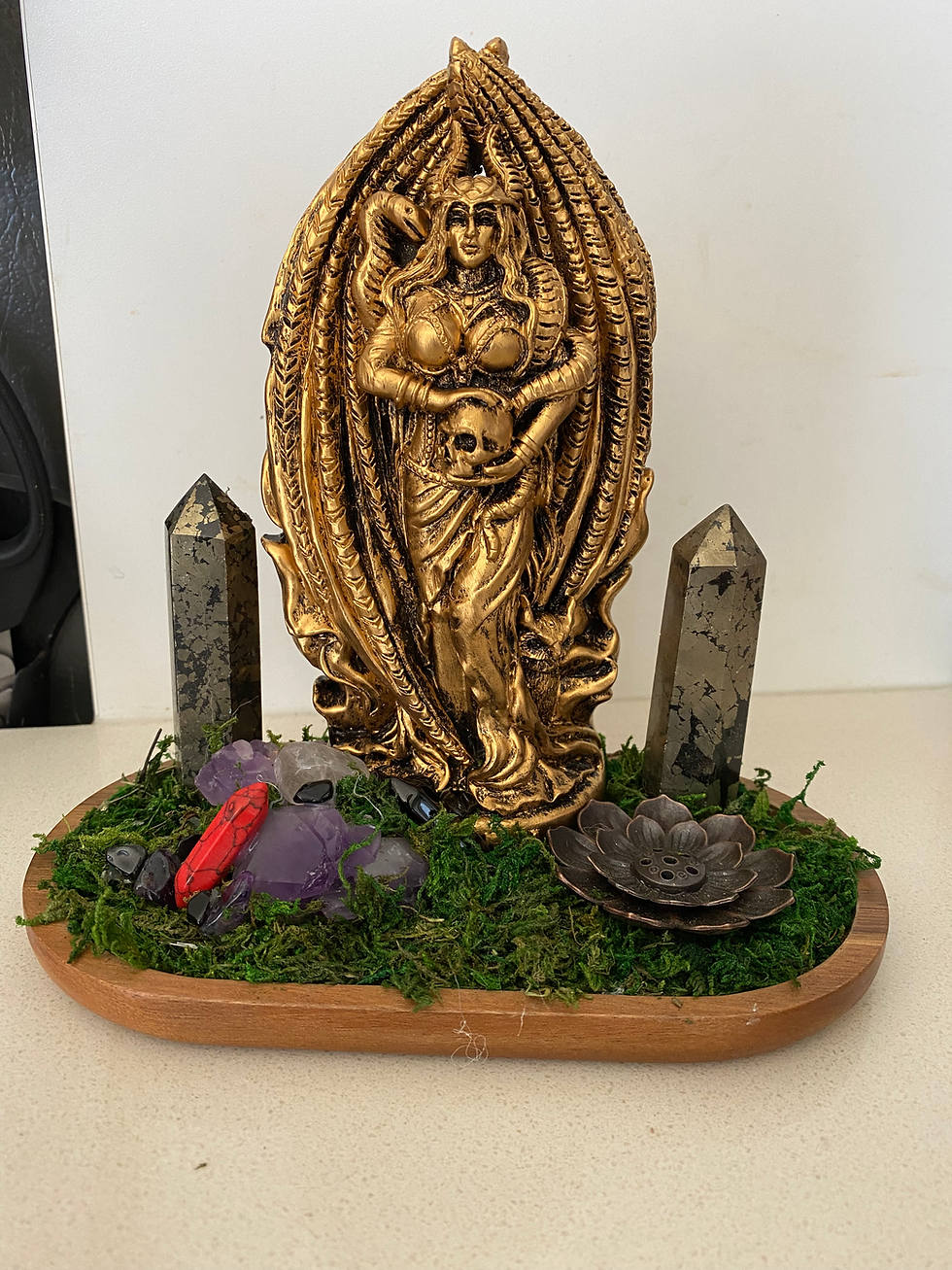 Miniatura: Custom deity alters