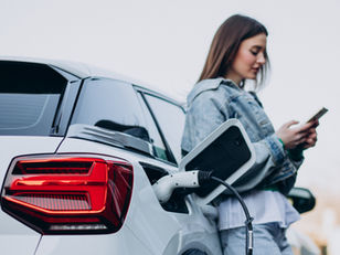Invertir en Tesla: guía para entender sus acciones
