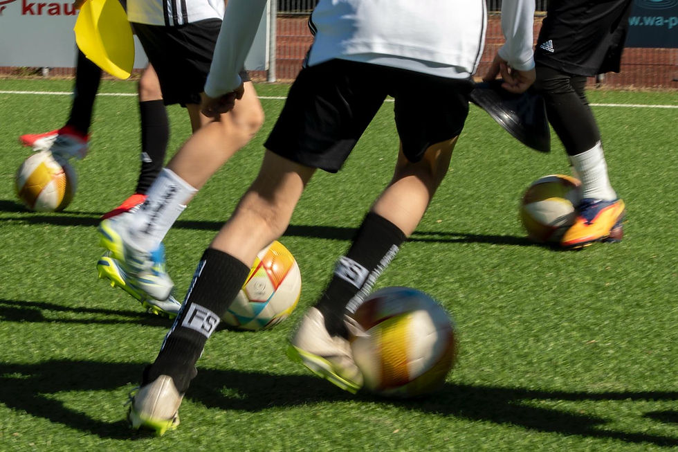 SOMMERCAMP 1 I Schwarz-Weiß 06