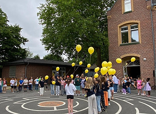 letzter Schultag Luftballons.jpg