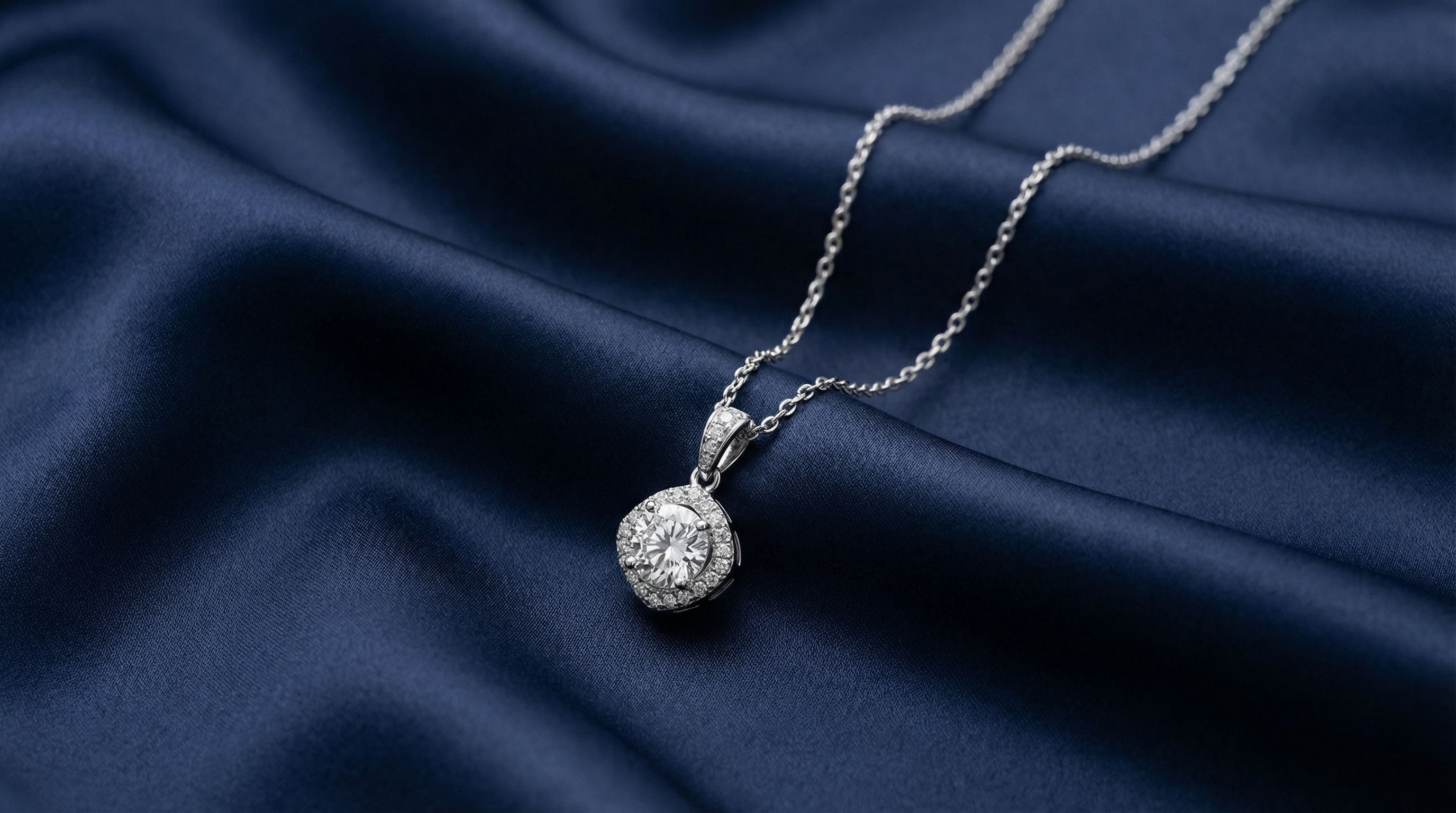 שרשרת לומינרה | אבני מעבדה