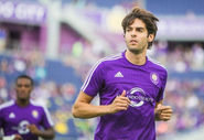 Kaká anuncia aposentadoria aos 35 anos: “se encerra aqui”