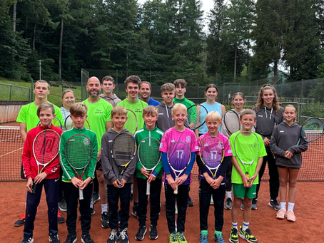 „Leichtathletik meets Tennis“ – Sportlicher Austausch mit Spaßfaktor