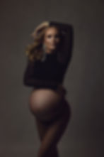 Fine Art Schwangerschaftsfotografie & Babybauchfotoshooting - Sonja Ruckstuhl Luxus Glamour Fotografie Zürich