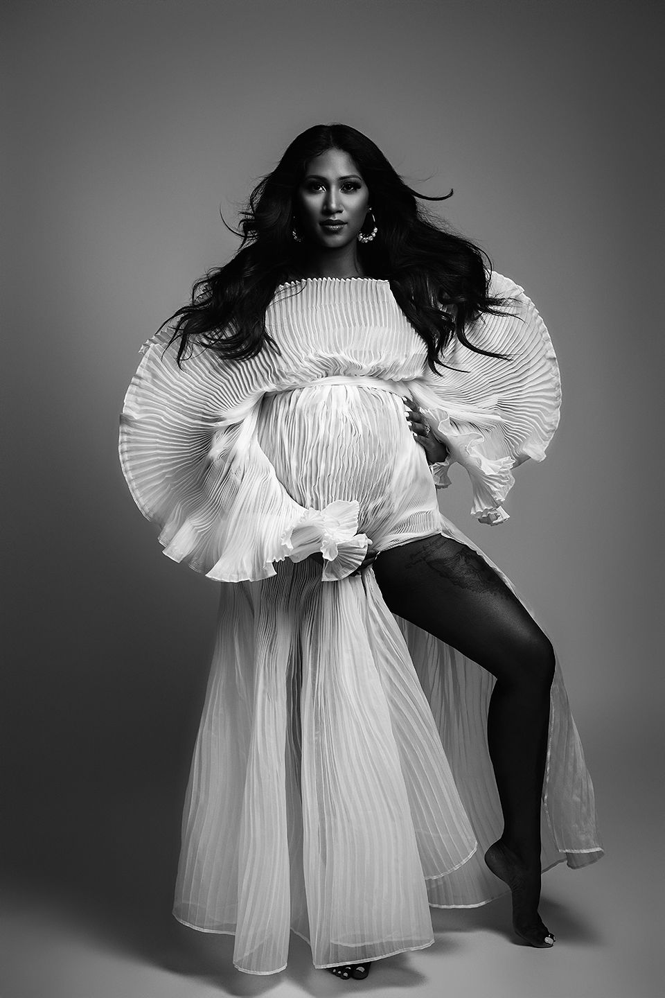 Luxury Glamour Baby Belly Photoshoot Zurich
